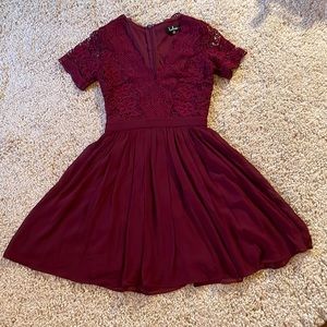Scalloped Lace Knee Length Dress